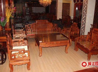 平时如何保养红木家具？雕花红木家具如何擦拭？