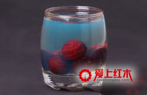 如何鉴别小叶紫檀的真伪？八步鉴别小叶紫檀真伪-4