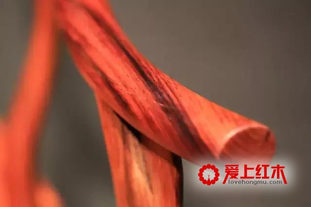 四招即可区分黄花梨和酸枝木！-3