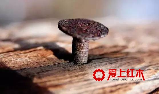 大红酸枝真假辨别 大红酸枝的价值体现在哪里-6