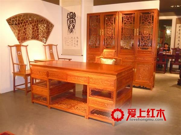 光身家具没有保护层 容易受侵蚀