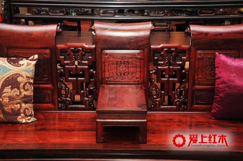 从四大方面来谈木雕工艺品的保养