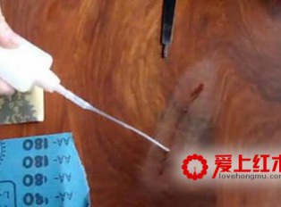如何才能正确地修复红木家具的伤痕