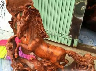 木雕工艺品的制作流程有哪些？学习两个步骤