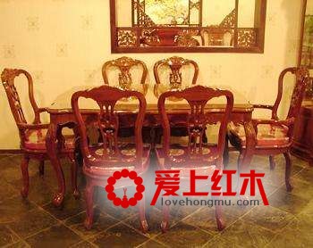 名贵酸枝木家具的保养更讲究