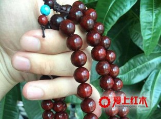 如何选购小叶紫檀手串？选购小叶紫檀手串记住三点