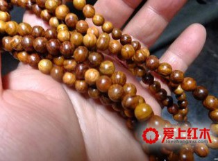 如何鉴别黄花梨手串，新手必看