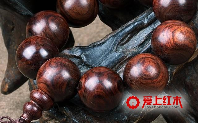 海南黄花梨上手是没有味道的原因分析-3