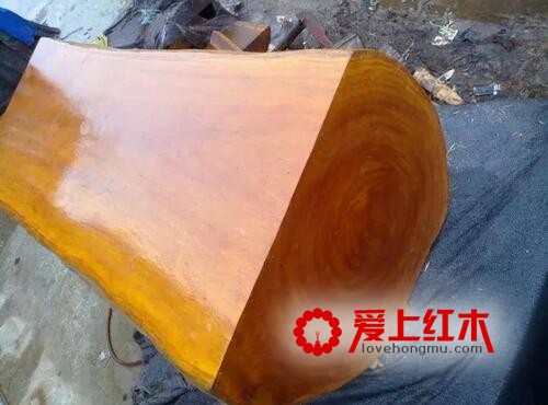 红木材质挑选有讲究 不同功效选择不同红木