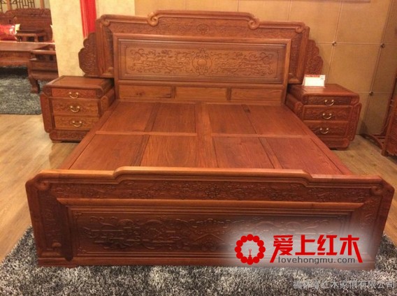 红木家具 让你从温饱生活转向优雅生活