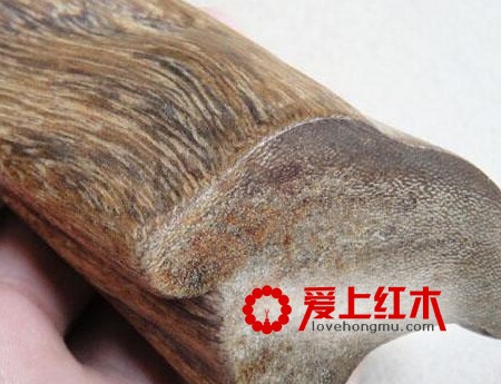 沉香木制品如何保养？