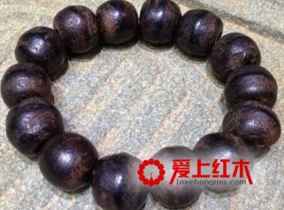 沉香手串怎么盘玩？