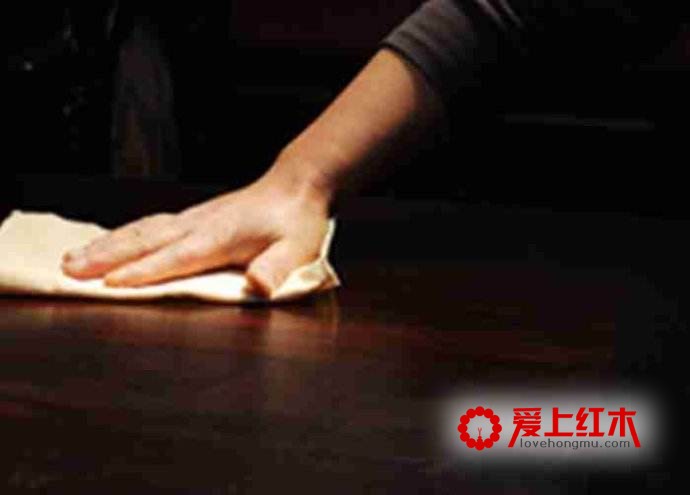 红木清洁小贴士 不得不注意的保养误区
