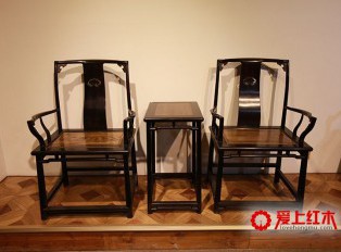 明式坐具线条简单 清式坐具雕工复杂