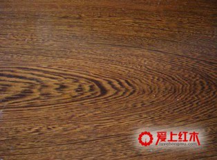 鸡翅木为什么叫鸡翅木？鸡翅木的收藏价值