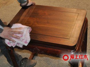 红木家具如何保养？推荐红木家具新的保养方法