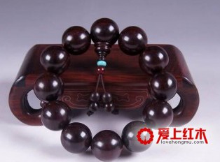 红木手串“念”、“物”、“饰”、“品”的历史演变