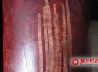 小叶紫檀含白是什么？