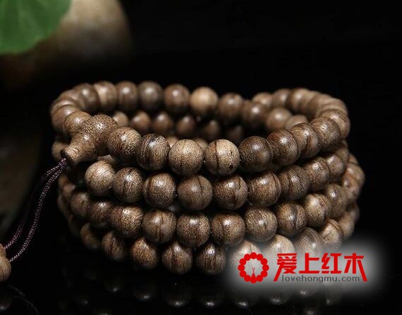 男人适合佩戴什么样的沉香手串？-1