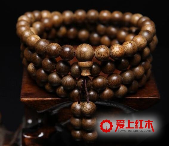 男人适合佩戴什么样的沉香手串？-3
