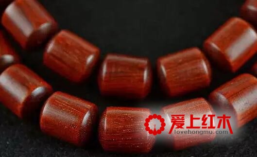什么是小叶紫檀的二膘料、泥料、犀角质、鸡血料？-8