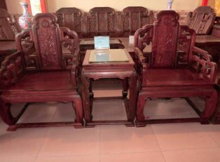红木家具在冬天应该怎么保养？红木家具养护常识