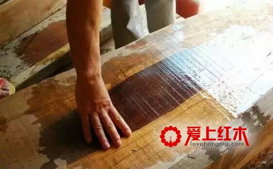 红酸枝黑酸枝有什么区别 如何通过底色分辨白枝花枝红枝-3