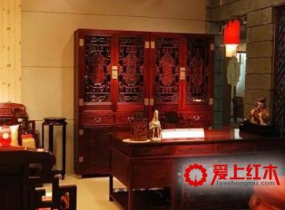 如何辨别红木家具内在质量？五招自检红木家具质量