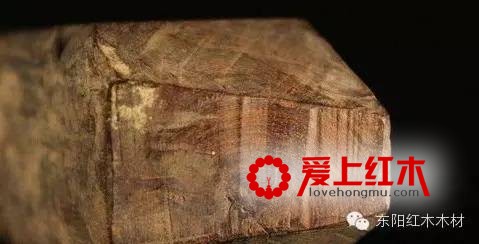 海南黄花梨的身价传奇史 海南黄花梨的收藏价值-4