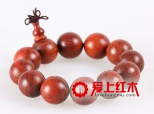 仔细辨别小叶紫檀老料和新料之间的差别