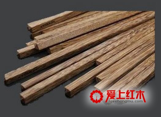 鸡翅木真假怎么识别？