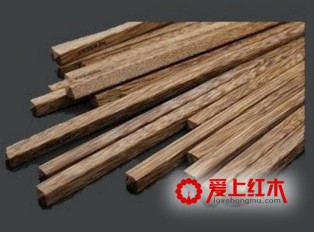 鸡翅木真假怎么识别？