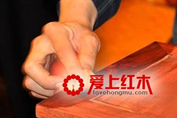 红木家具上漆与其他家具上漆区别在哪
