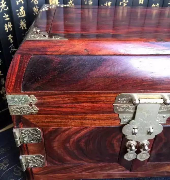 这五种木材价值堪比黄金 市场上最稀缺的木头-5