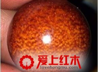 浅谈紫檀中的鱼籽纹