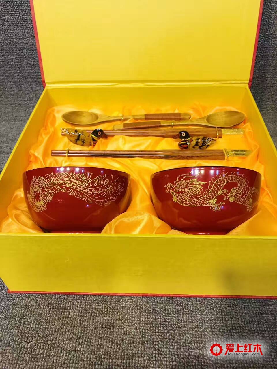 酸枣木龙凤对碗 大漆工艺耐高温工艺细腻-1