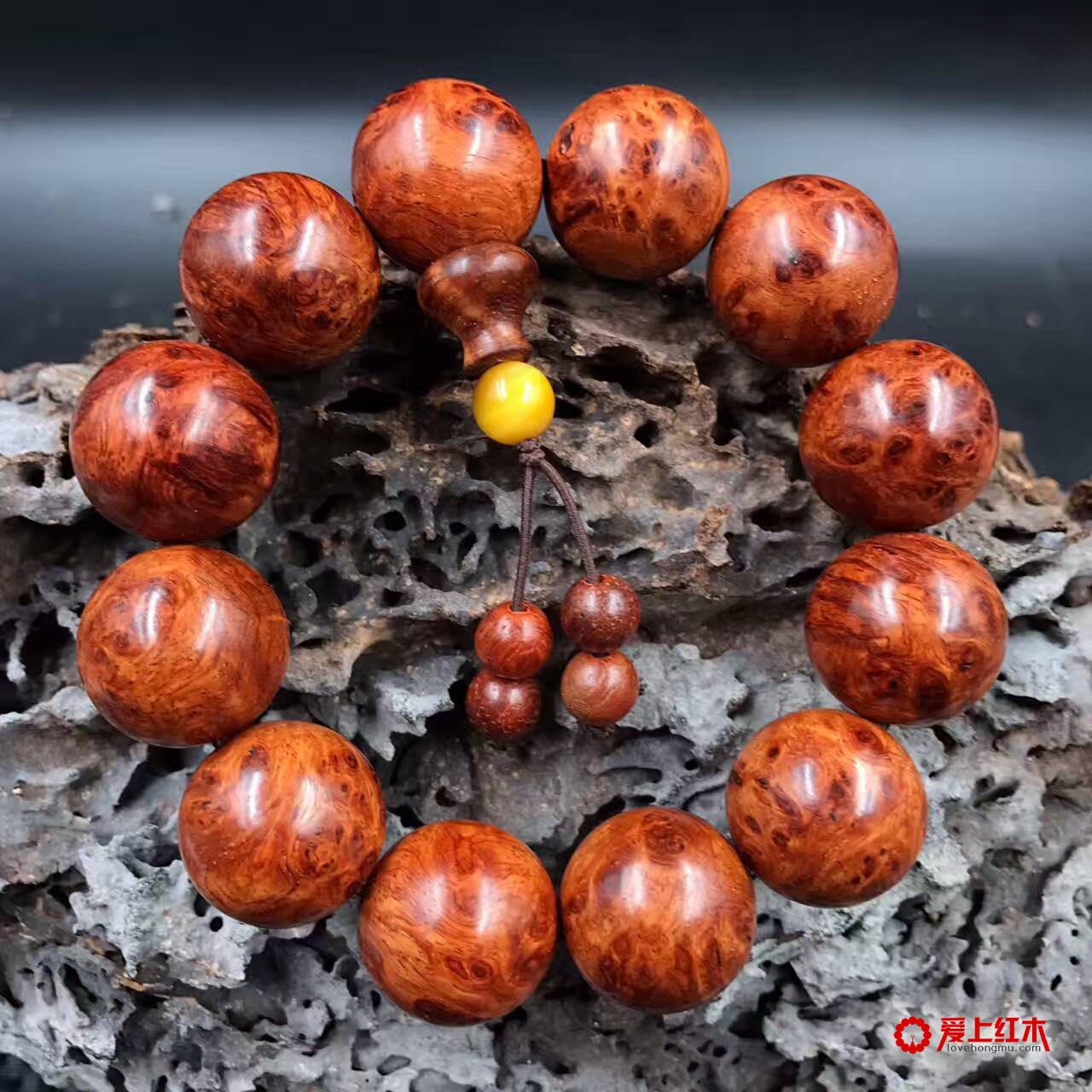 缅甸花梨瘤2.0手串 淡淡花梨香底色干净-1