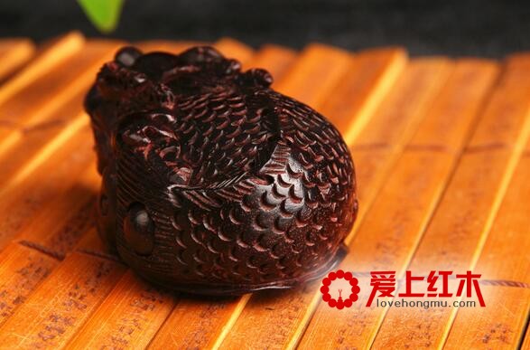 手工木雕 老料印度小叶紫檀把件 鱼化龙 挂件吊坠-3