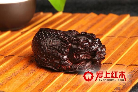 手工木雕 老料印度小叶紫檀把件 鱼化龙 挂件吊坠-1
