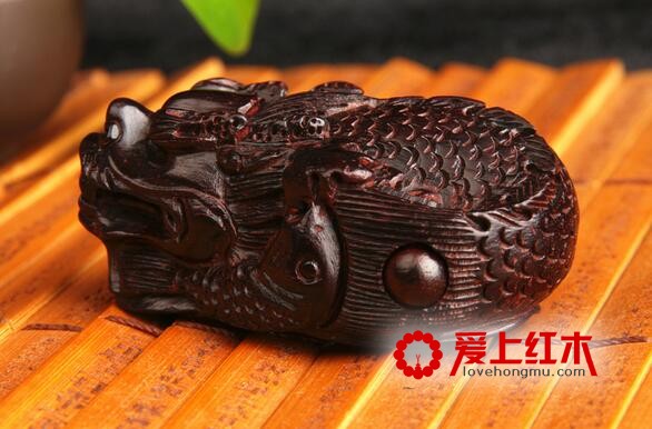 手工木雕 老料印度小叶紫檀把件 鱼化龙 挂件吊坠-4