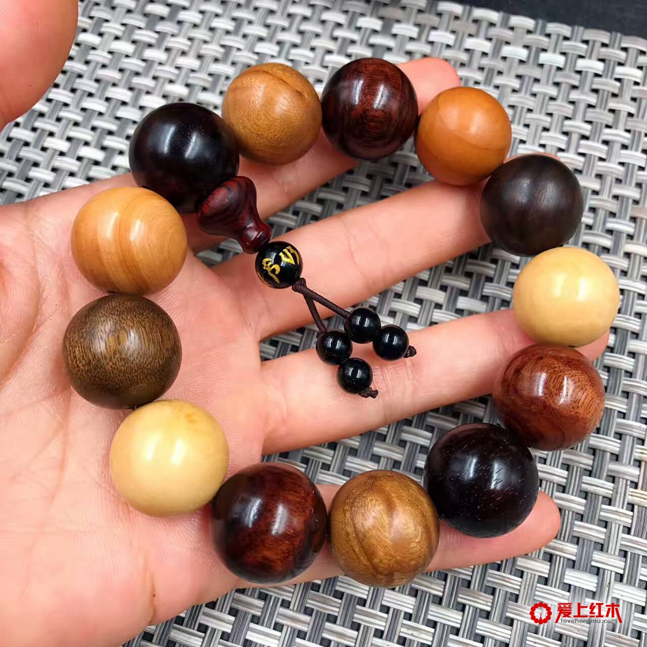 小叶紫檀金丝楠多宝珠1.8颗颗精挑细选手工打磨-3