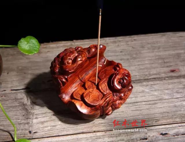 黄花梨VS小叶紫檀，你喜欢哪个？-1