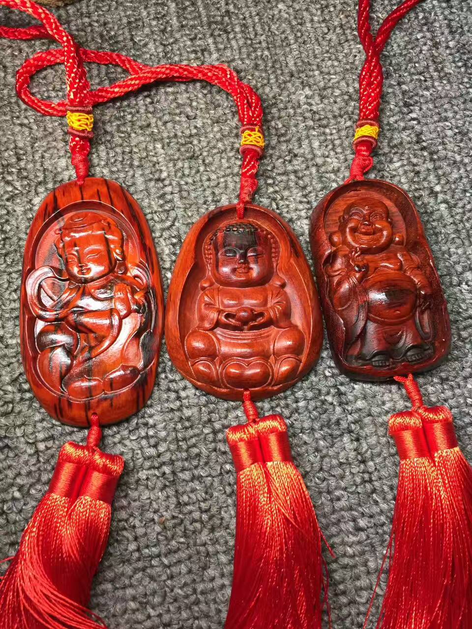 小叶紫檀车挂件：弥勒 萌佛  观音 保佑平安
