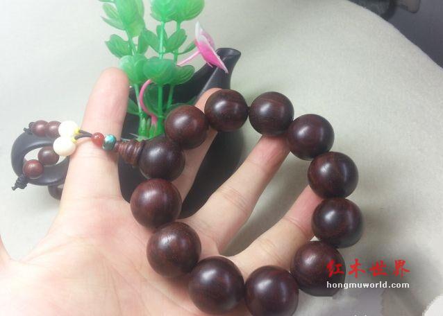 关于小叶紫檀手串上蜡的问题，看完秒懂-1