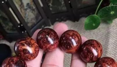 海南黄花梨的纹理有哪几种？哪种纹理最好？