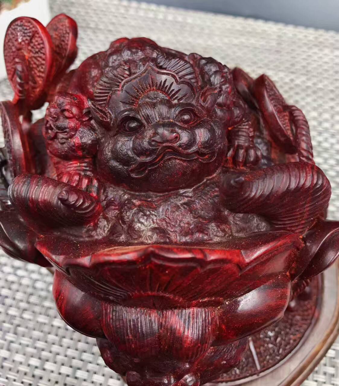 【家有金蟾，财源绵绵】印度小叶紫檀金蟾，纯手工雕刻-9