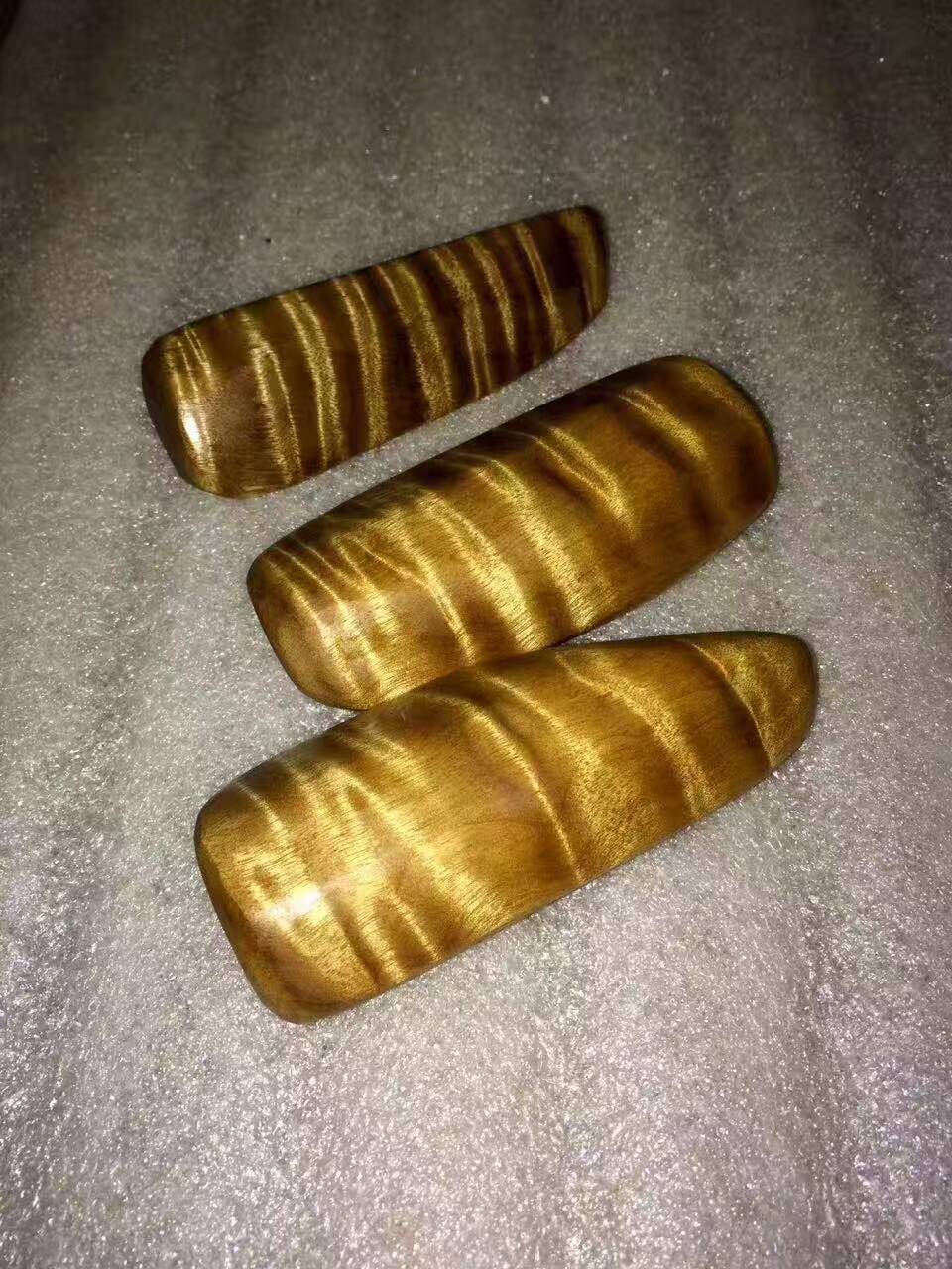 小叶桢楠极品无定形手把件 好上手包浆