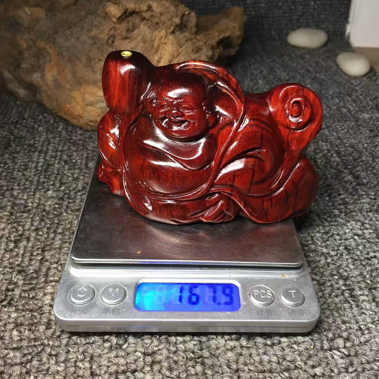 小叶紫檀《招财布袋弥勒》把件 正宗拆房老料加工-3