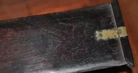 江湖上盛传的“老紫檀”究竟为何物？-1