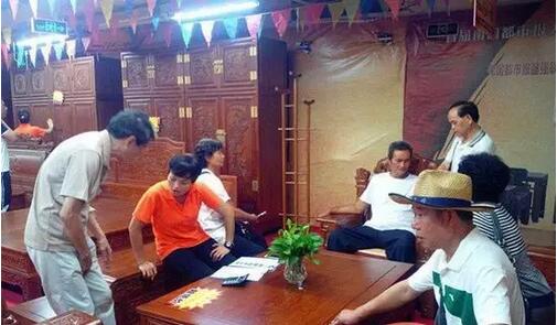 购买红木家具时这几个问题文也白问-1